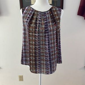 Worthingtonย round neck sleeveless blouse size S